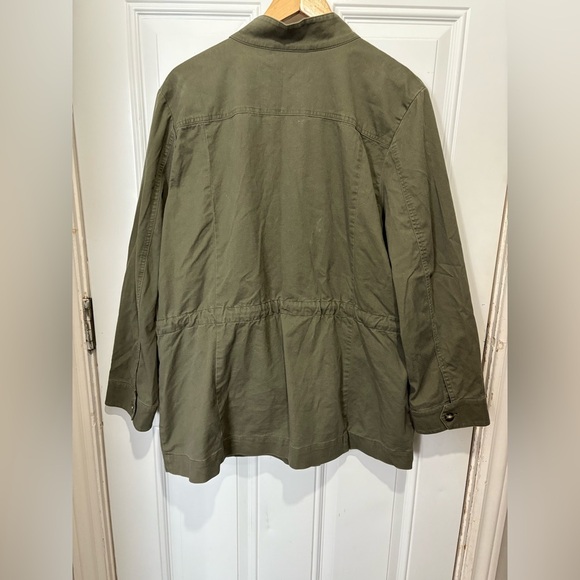J.Jill utility green jacket button front with pockets size XL soft material - Picture 4 of 7
